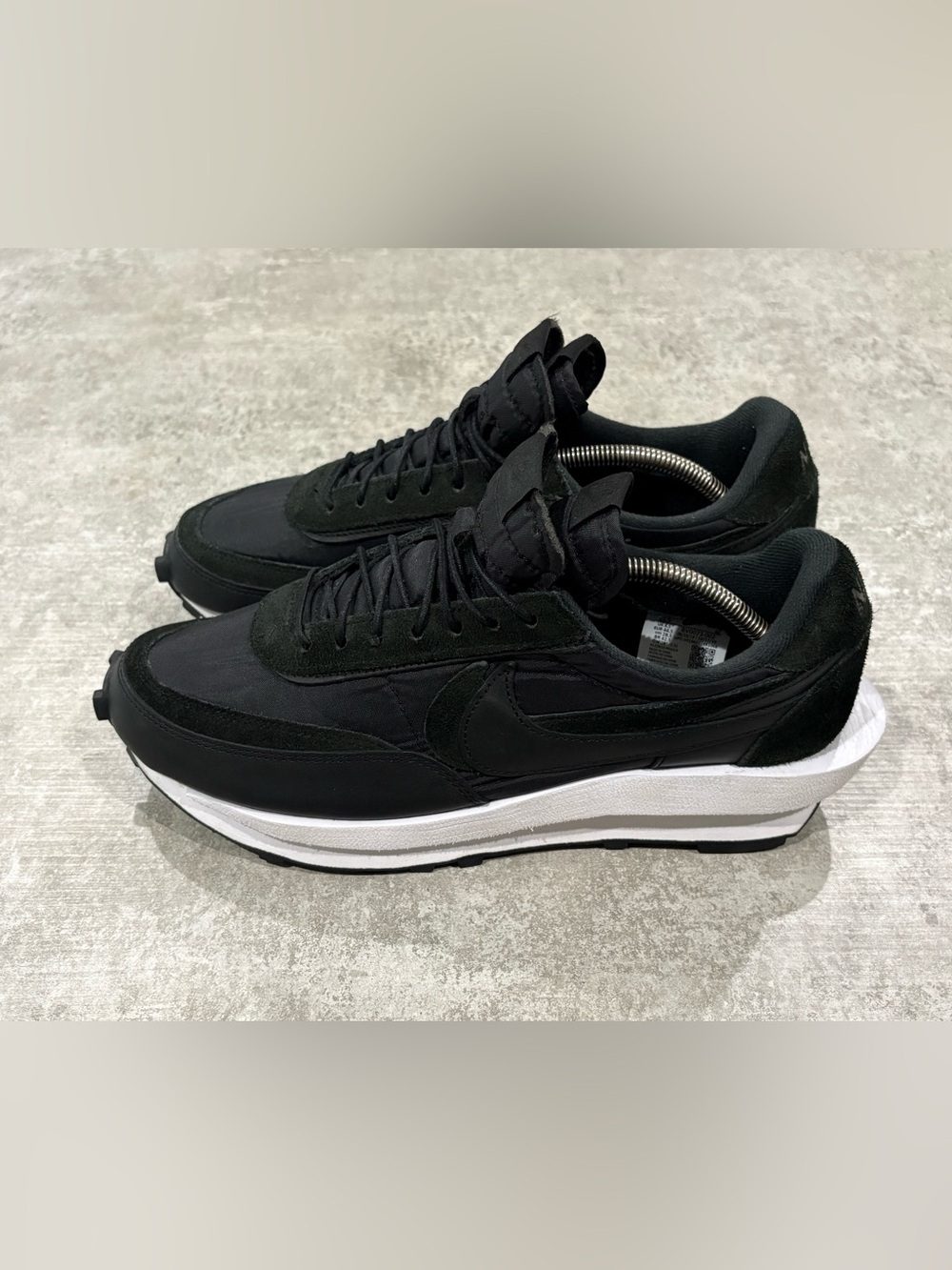 Nike LD Waffle Sacai Shoes - Picture 3 of 12